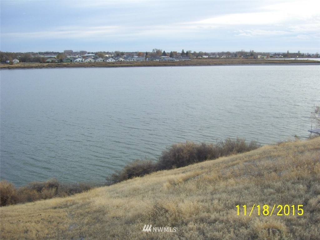 Moses Lake, WA 98837,194 N CRESTVIEW DR