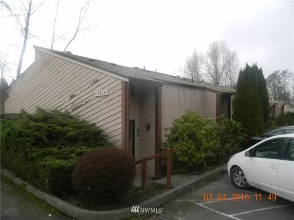 Seattle, WA 98178,12419 73rd LN S #50