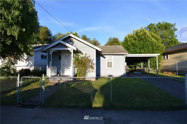 206 SW 6th AVE, Kelso, WA 98626