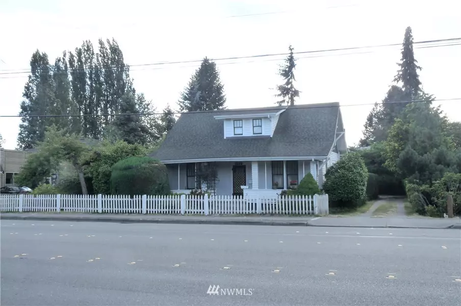 1253 State AVE, Marysville, WA 98270