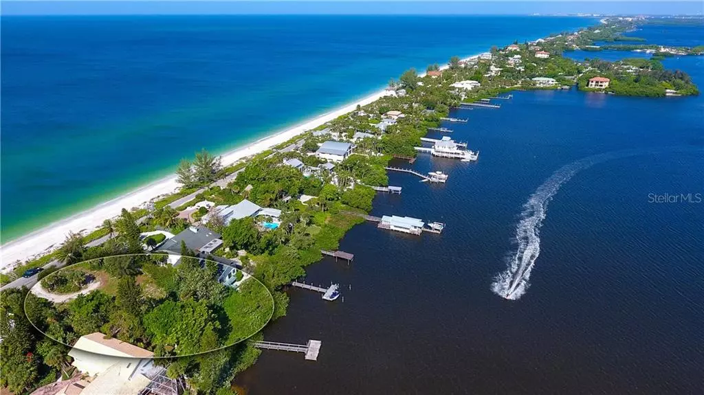 3220 CASEY KEY RD, Nokomis, FL 34275