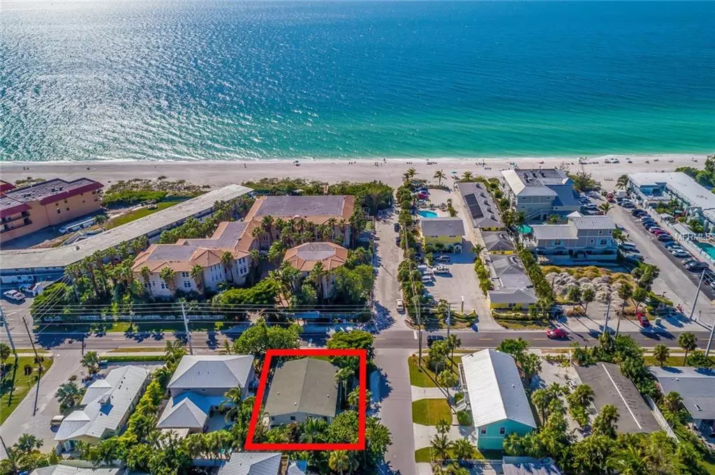 Holmes Beach, FL 34217,6407 GULF DR #A&B