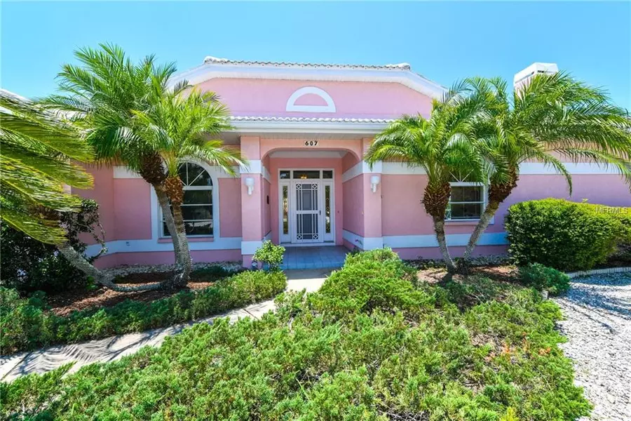 607 BAYSHORE RD, Nokomis, FL 34275