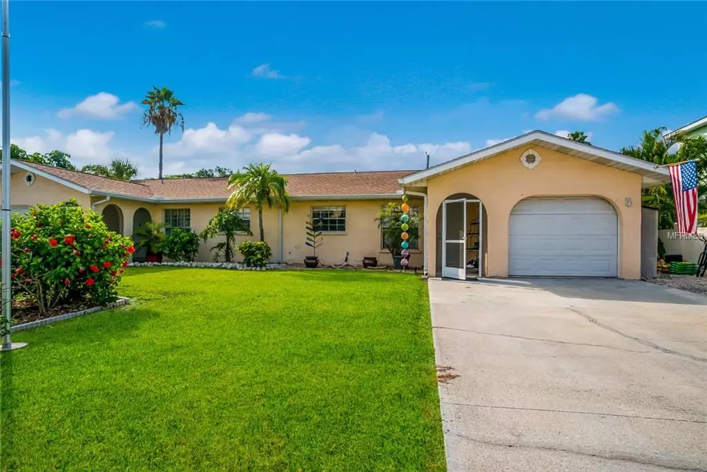 Holmes Beach, FL 34217,309 63RD ST #A