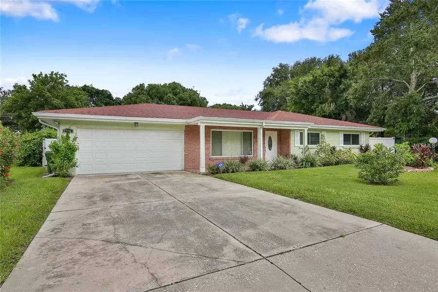 2206 SUNNYSIDE LN, Sarasota, FL 34239