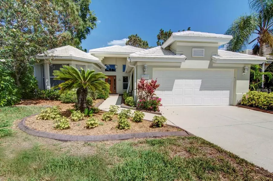 8009 HAMPTON CT, University Park, FL 34201