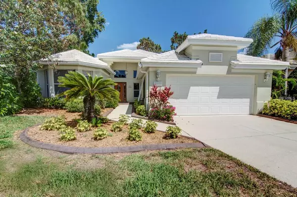 8009 HAMPTON CT, University Park, FL 34201