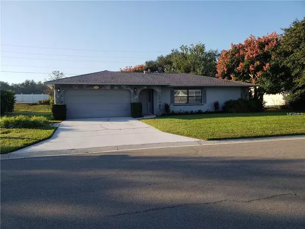 5048 BRANDEIS CIR S, Sarasota, FL 34243