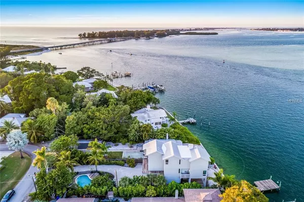 7130 LONGBOAT DR E, Longboat Key, FL 34228