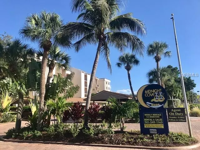 1700 COVE II PL #323, Sarasota, FL 34242