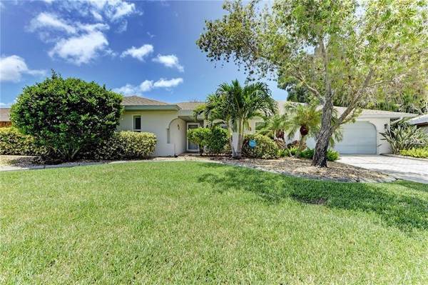 1004 INDIAN HILLS CT, Venice, FL 34293