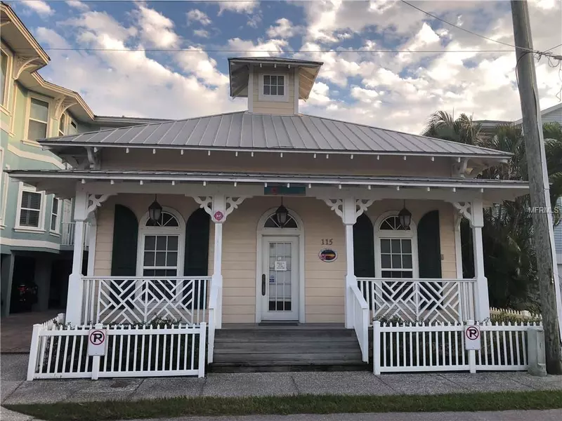 115 3RD ST S, Bradenton Beach, FL 34217