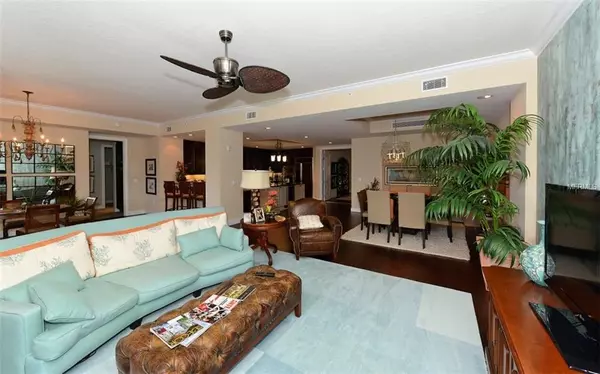 Longboat Key, FL 34228,595 DREAM ISLAND RD #22B