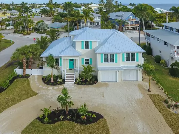 12 PALM HARBOR DR, Holmes Beach, FL 34217