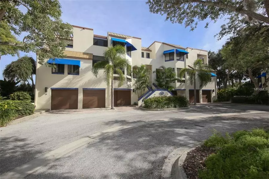 1918 HARBOURSIDE DR #902, Longboat Key, FL 34228