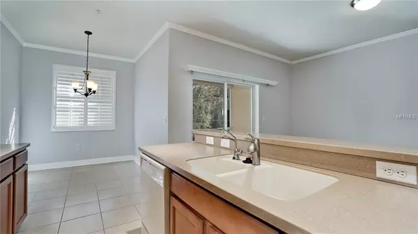 Sarasota, FL 34243,3603 PARKRIDGE CIR #12-105