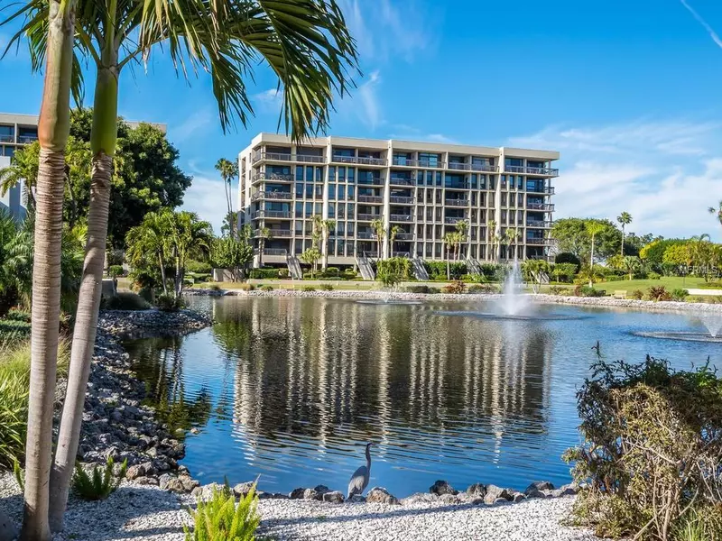 1115 GULF OF MEXICO DR #401, Longboat Key, FL 34228