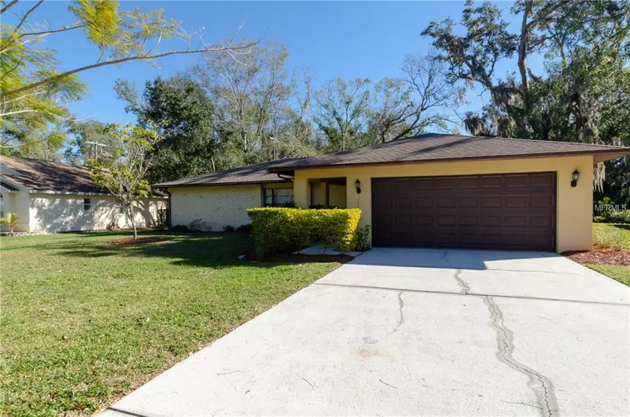 2482 CHISHOLM CIR, Sarasota, FL 34235