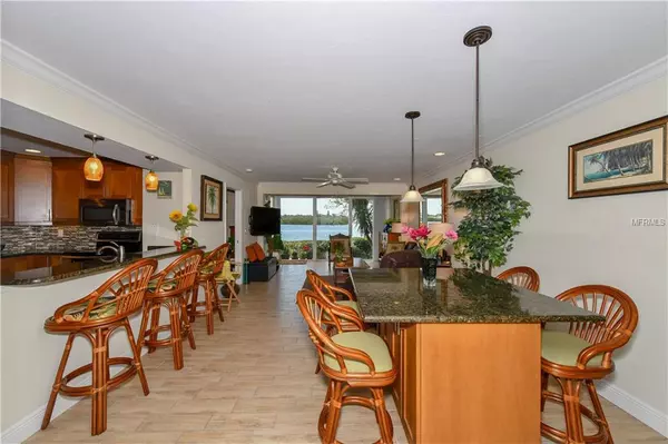 Sarasota, FL 34242,6027 E PEPPERTREE WAY #113