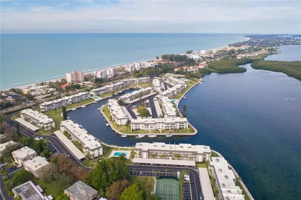 4350 CHATHAM DR #104, Longboat Key, FL 34228