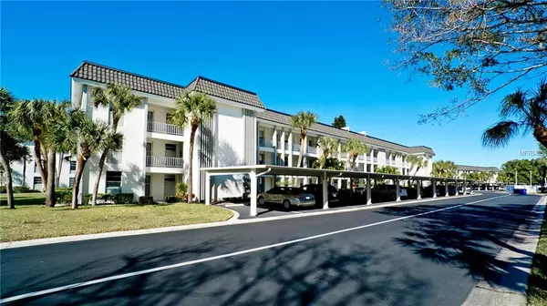 Longboat Key, FL 34228,4340 FALMOUTH DR #D101