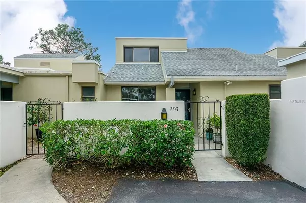 2547 GLEBE FARM CLOSE #I-3, Sarasota, FL 34235