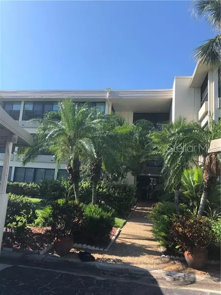 101 WHISPERING SANDS DR #201, Sarasota, FL 34242