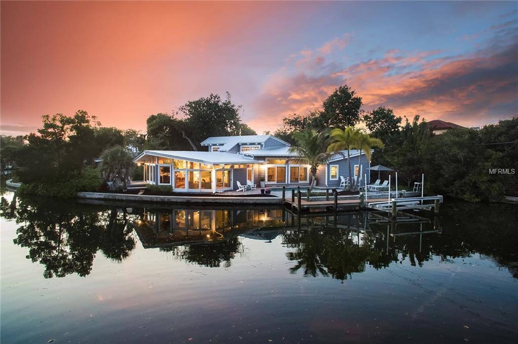 840 EDGEMERE LN, Sarasota, FL 34242
