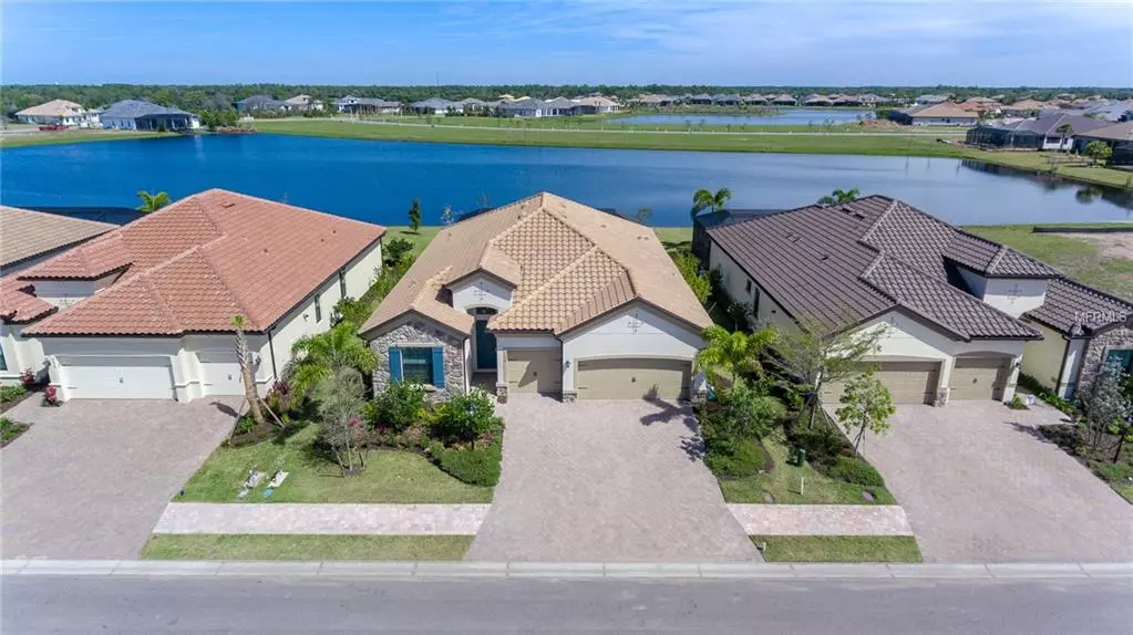 7024 WHITTLEBURY TRL, Bradenton, FL 34202