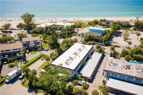 4307 GULF DR #204, Holmes Beach, FL 34217