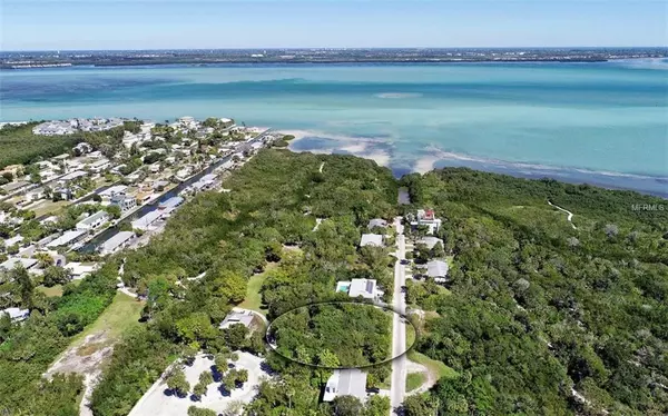 Longboat Key, FL 34228,561 GULF BAY RD