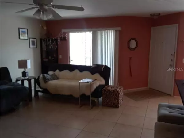 Sarasota, FL 34236,850 S TAMIAMI TRL #422