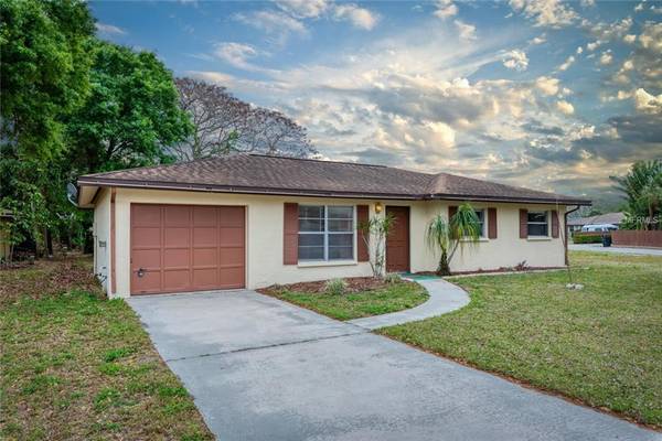 5308 WINEWOOD DR, Sarasota, FL 34232