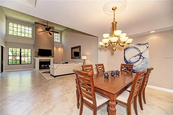 Sarasota, FL 34238,7633 FAIRWAY WOODS DR #602