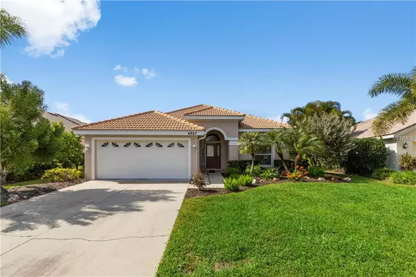 6907 SUPERIOR ST CIR, Sarasota, FL 34243