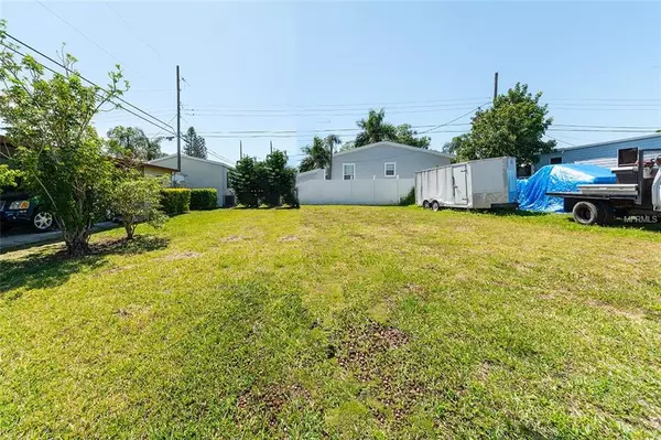 1010 49TH AVENUE TER W, Bradenton, FL 34207