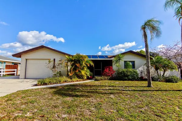 5407 HAYDEN BLVD, Sarasota, FL 34232