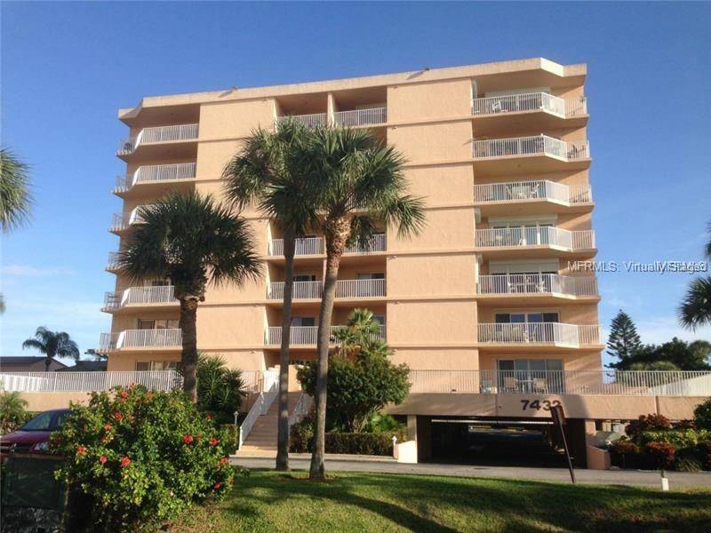 7432 SUNSHINE SKYWAY LN S #201, St Petersburg, FL 33711