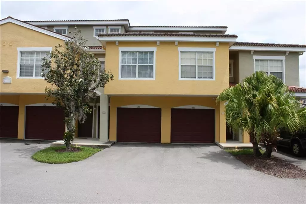 Sarasota, FL 34235,5601 BENTGRASS DR #10-117