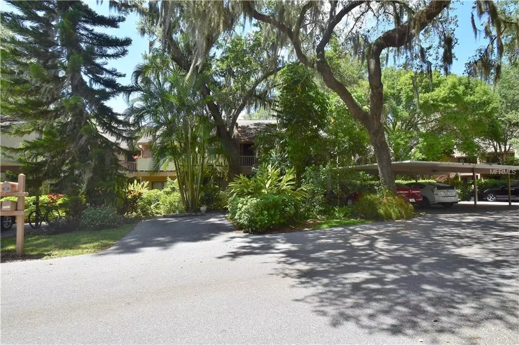 Sarasota, FL 34231,1667 BROOKHOUSE CIR #BR227