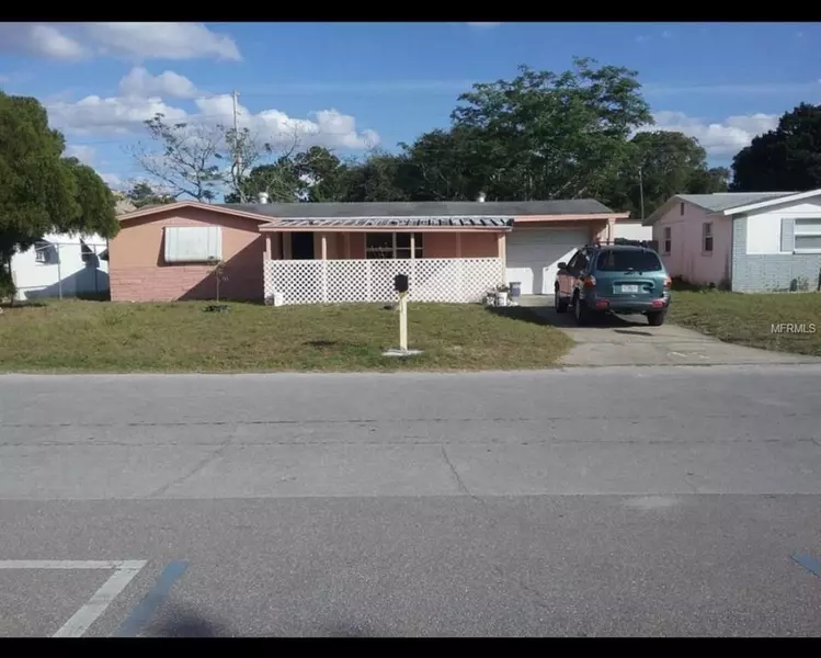 12708 COLLEGE HILL DR, Hudson, FL 34667