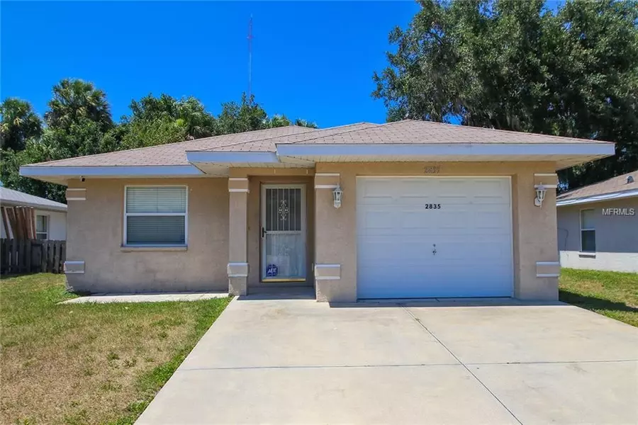 2835 31ST AVE E, Bradenton, FL 34208