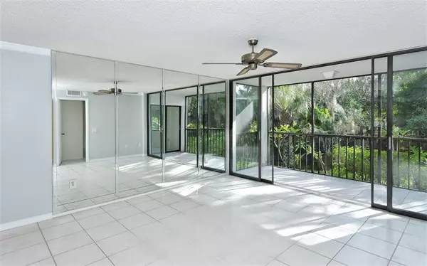 Sarasota, FL 34231,3251 CROSS CREEK DR #3251