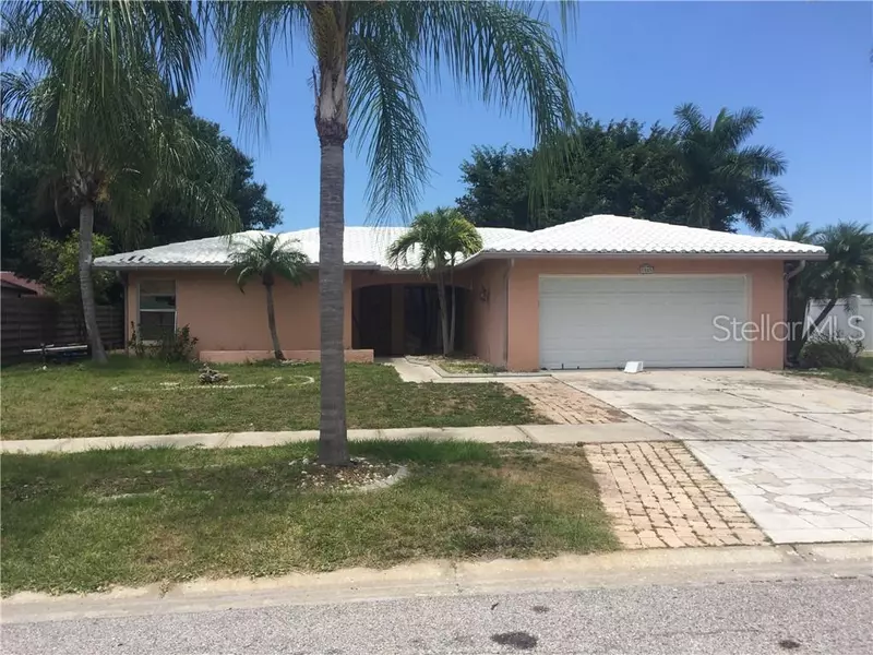 1588 CARROLWOOD DR, Sarasota, FL 34232