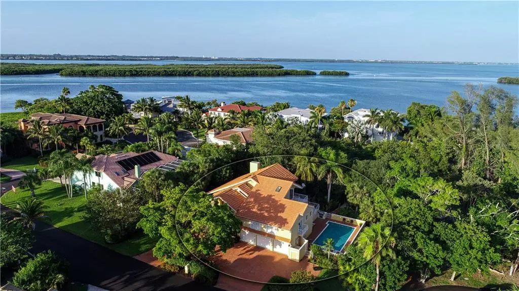 705 HIDEAWAY BAY LN, Longboat Key, FL 34228