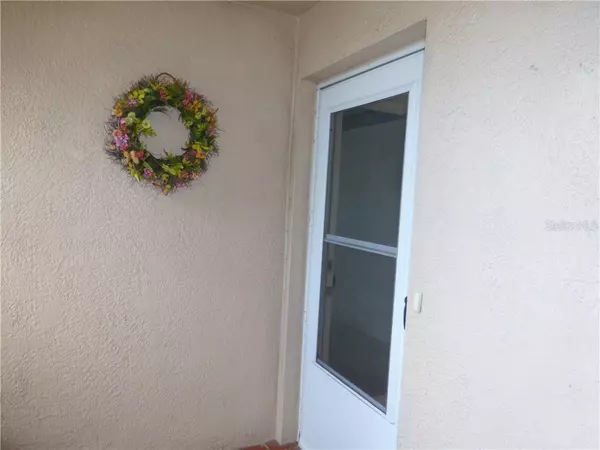 Bradenton, FL 34209,4550 PINEBROOK CIR #101