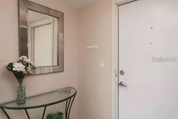 Sarasota, FL 34243,7153 W COUNTRY CLUB DR N #146