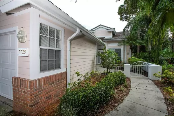 University Park, FL 34201,7725 WHITEBRIDGE GLN