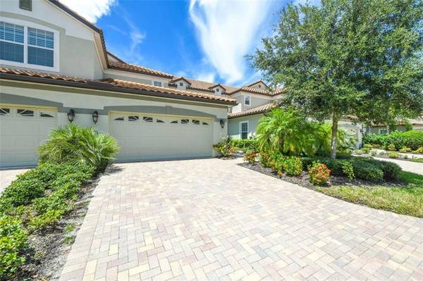 8144 MIRAMAR WAY, Lakewood Ranch, FL 34202