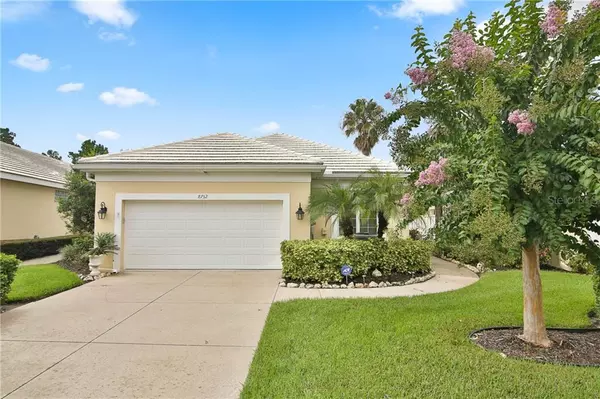 8732 52ND DR E, Bradenton, FL 34211